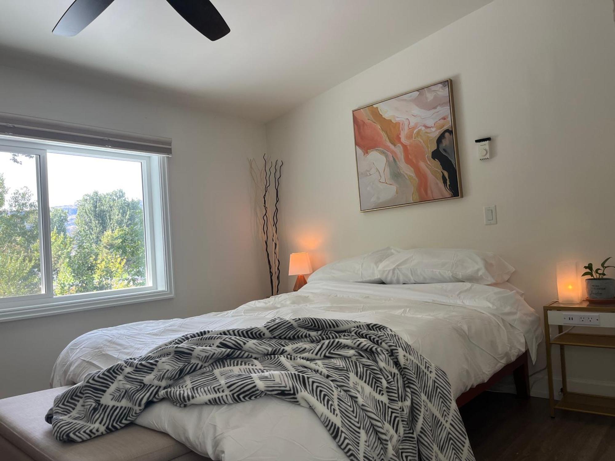 Hikari-Okanagan Sunshine B&B Kelowna Zewnętrze zdjęcie