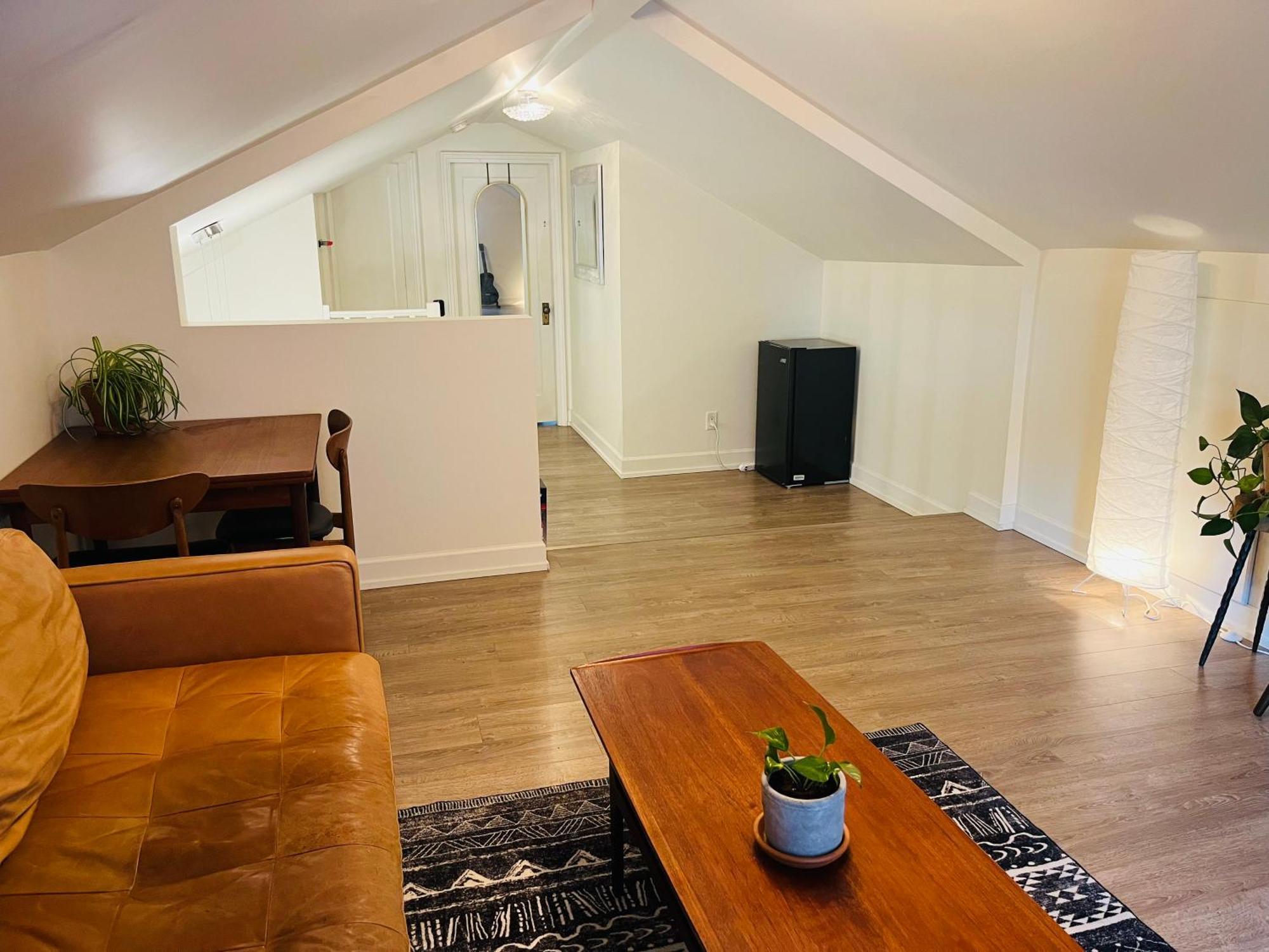 Hikari-Okanagan Sunshine B&B Kelowna Zewnętrze zdjęcie